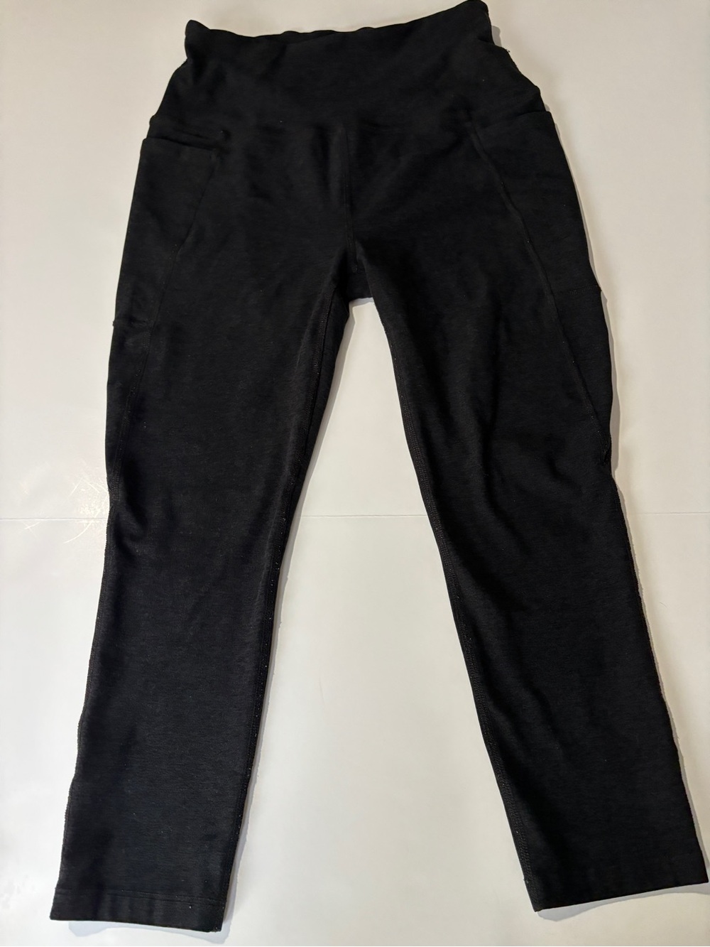 Beyond Yoga Heathered Charcoal Leggings Side Pockets - Women’s Large